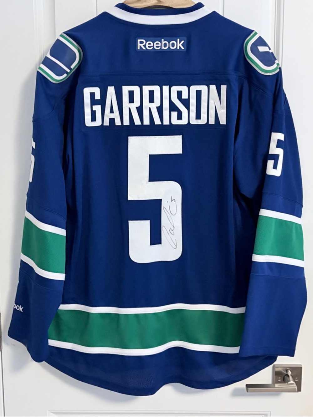 Authentic Reebok Vancouver Canucks Jason Garrison Autographed Jersey Size XL